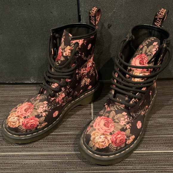 Floral Doc Martens - Picture 1 of 8